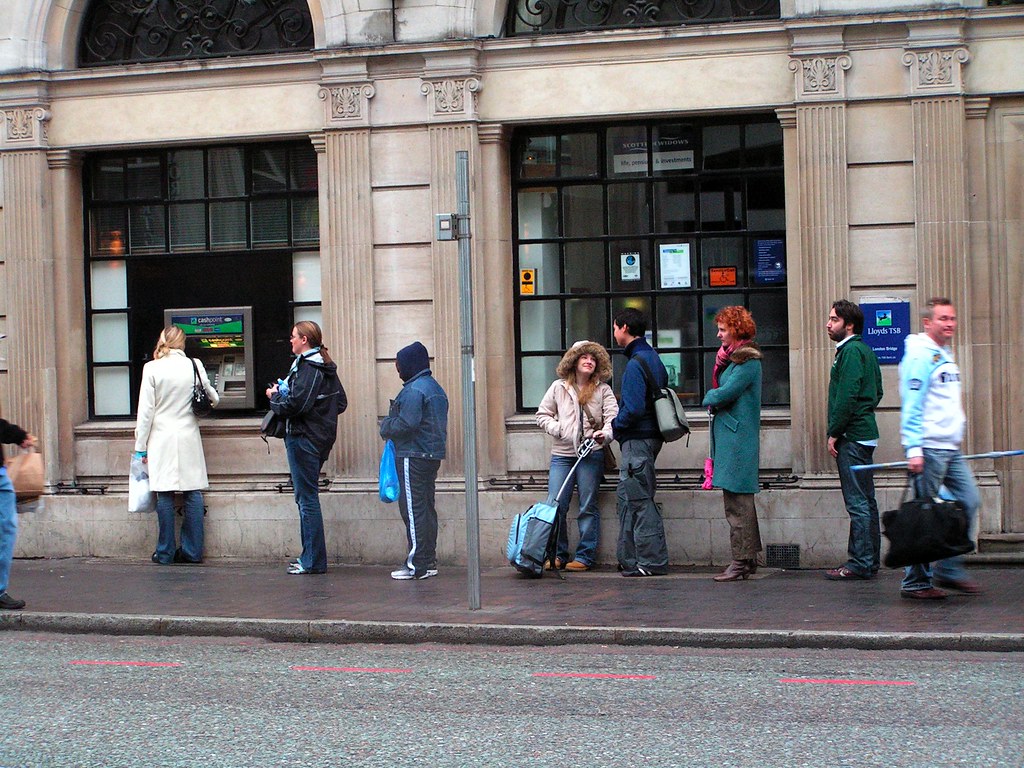 Queue at Lloyds bank | opposite Borough Market, Southwark. T… | Flickr