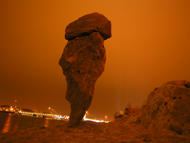Rock Balance: Jermaine At Night.