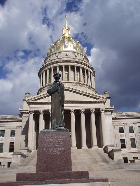 Charleston West Virginia: Kanawha County: State Capitol