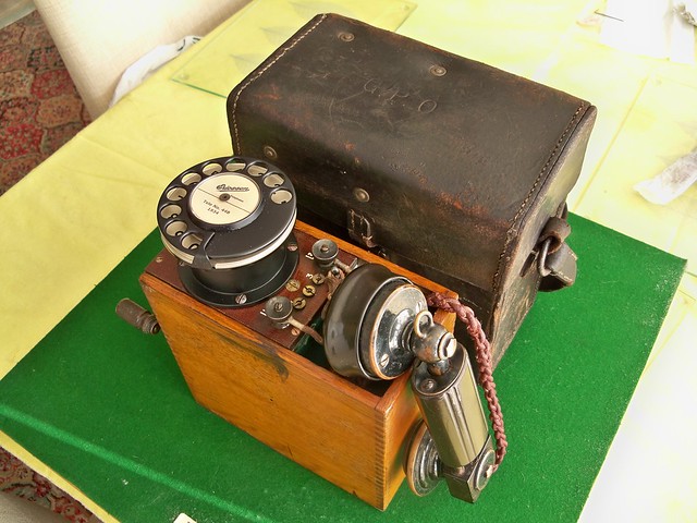 ZZC Portable Linesman's Telephone Tele No. 44B Manufactured by British Ericsson 1934
