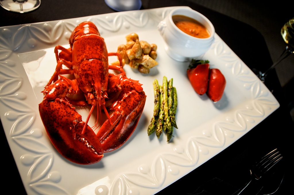 Lobster DInner at The Vault | Lobster Dinner at The Vault Me… | Flickr