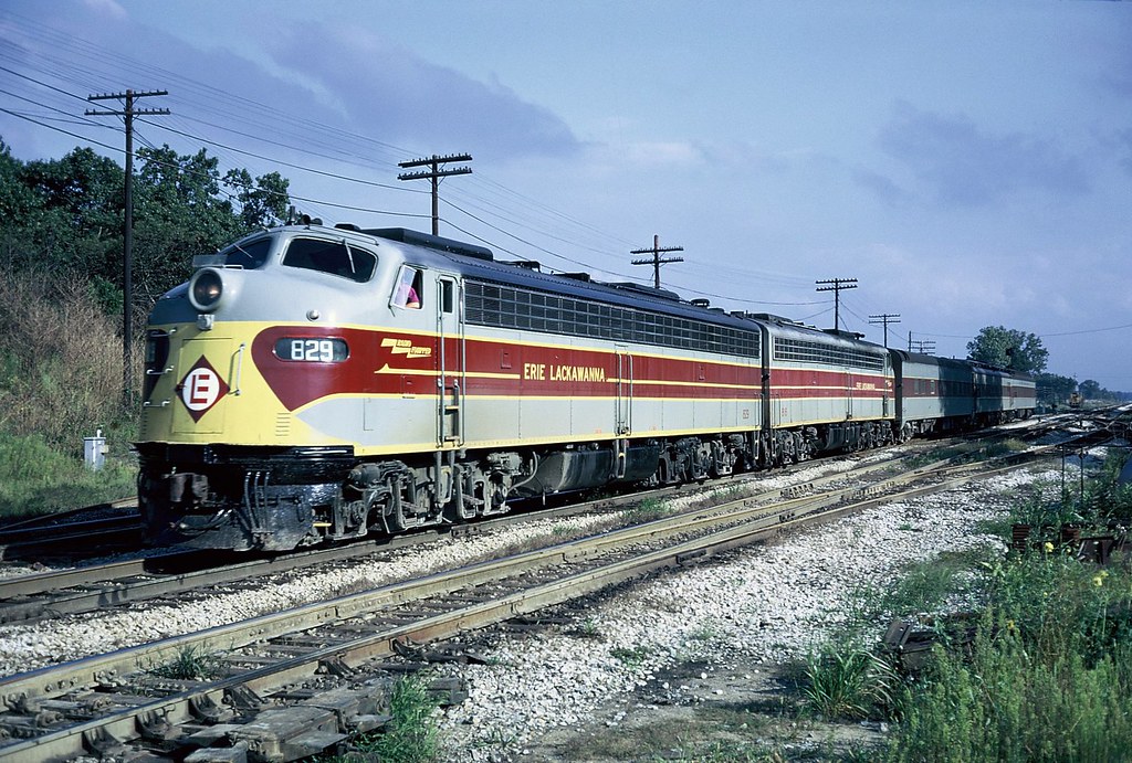 EL Biz train... | A business train heads toward Chicago at G… | Flickr