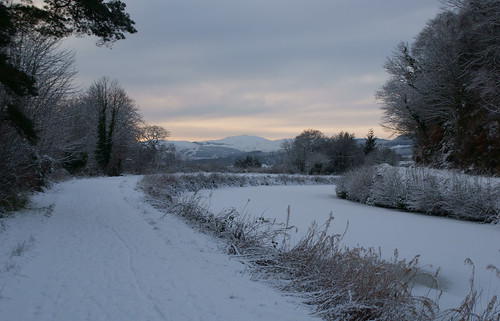 morning sky snow ice water sunrise scotland canal frozen argyll loch crinancanal crinan lochgilphead meallmhor midargyll