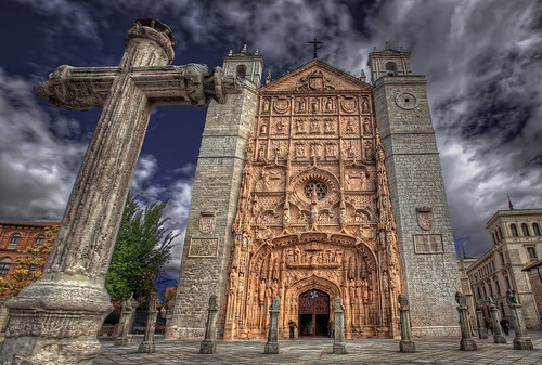 Church – Iglesia de San Pablo, Valladolid HDR by marcp_dmoz
