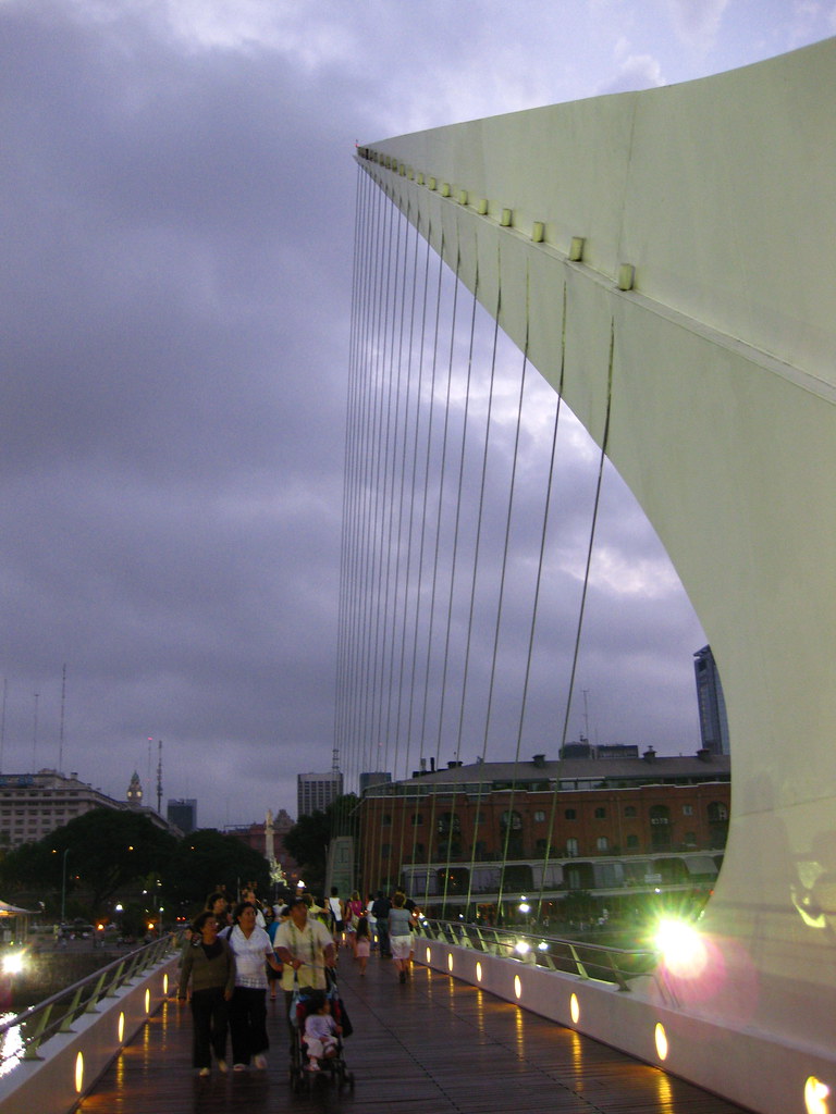 Puente de la Mujer, Puerto Madero