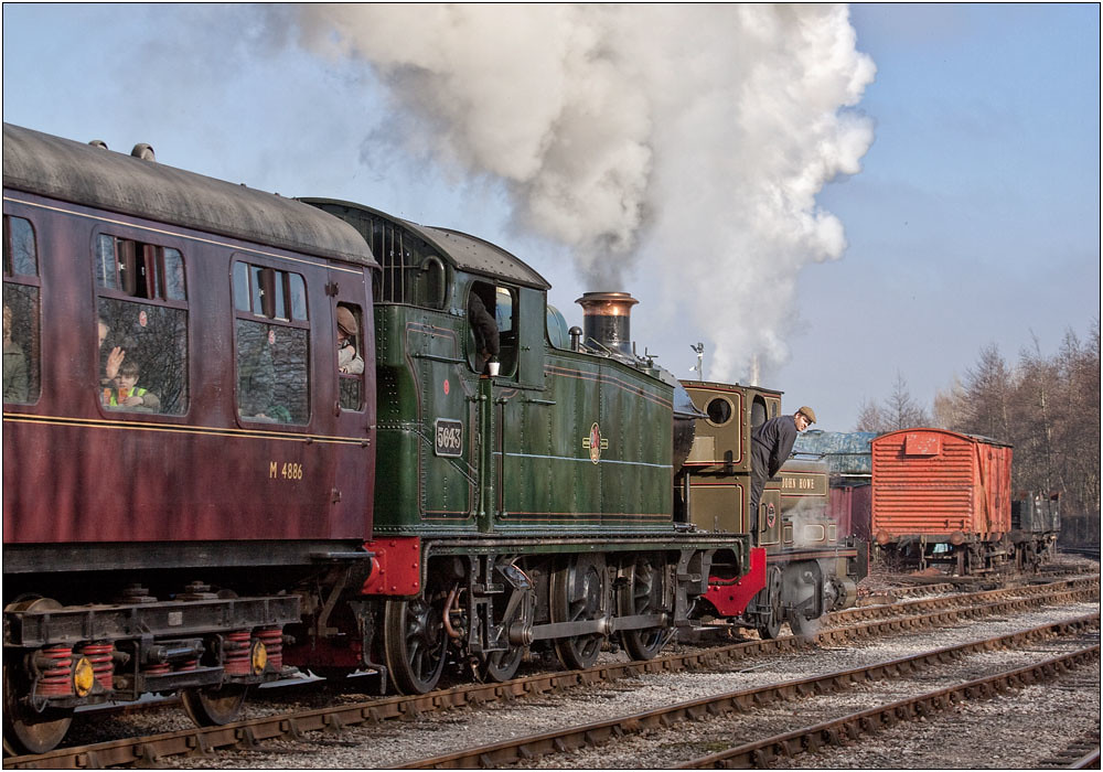 5643 and John Howe pulling away | Ribble Steam Railway. | Flickr