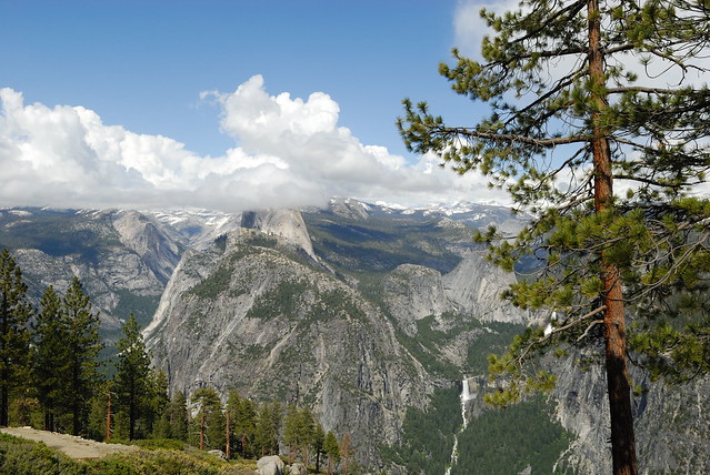 Yosemite National Park - view from Washburn Point