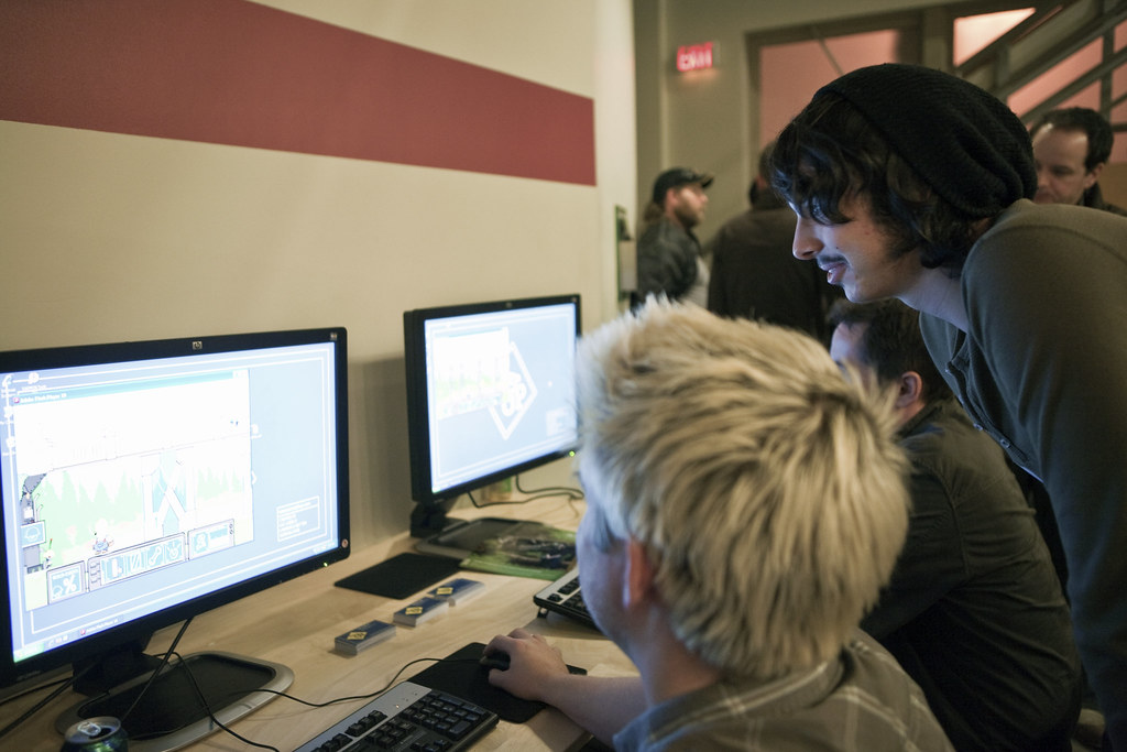 Industry Members Try Out Game Design Students' Games