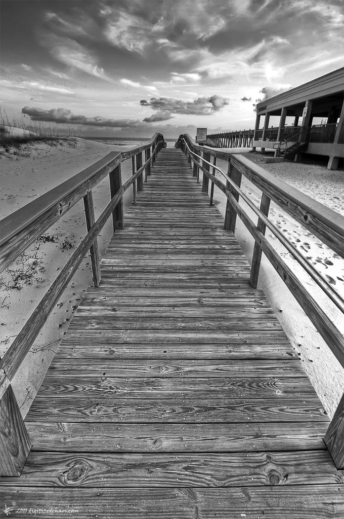 let's all go to the beach | main ... | Rian Castillo | Flickr