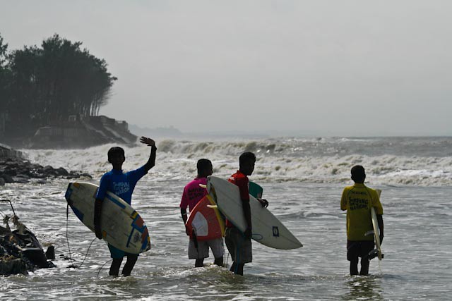 Bangladesh – Surfing The Nations