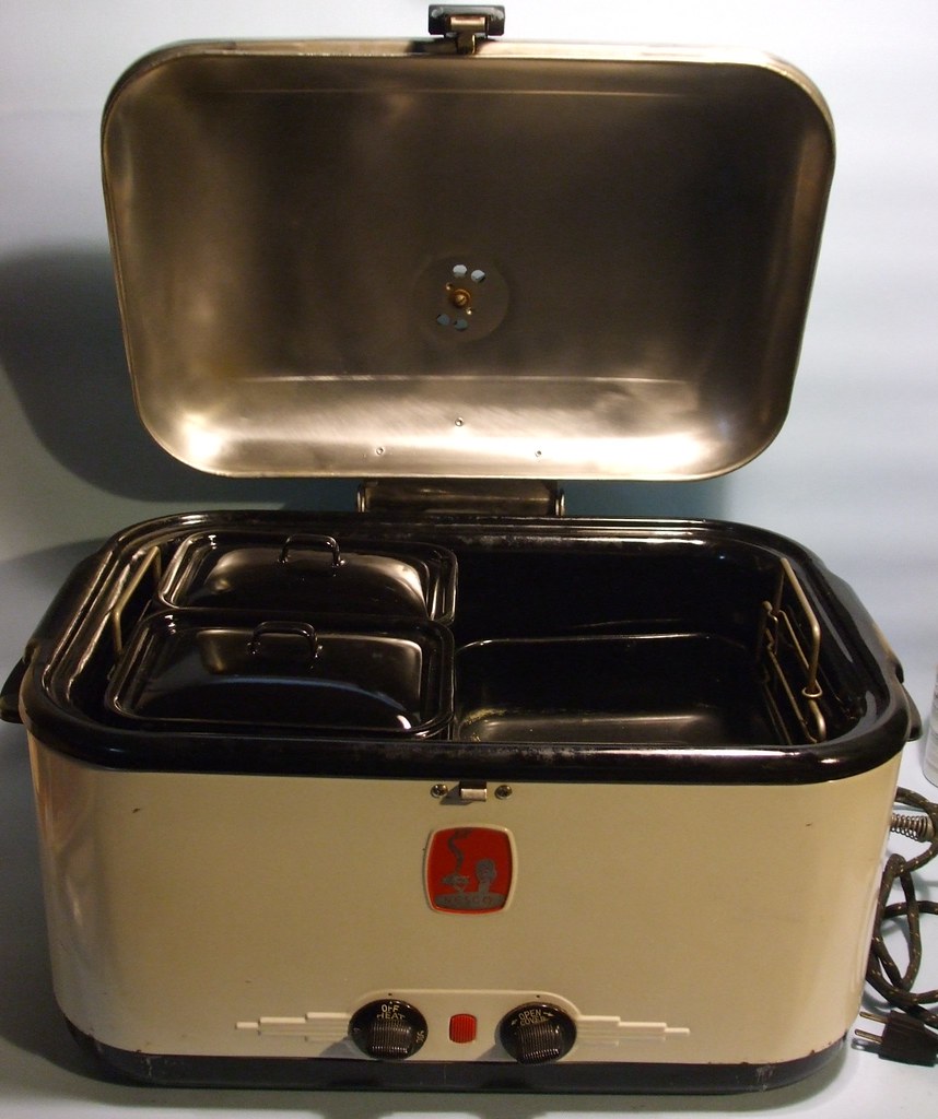 Nesco 18-Qt Electric Roaster Oven, model 106, Find this vin…