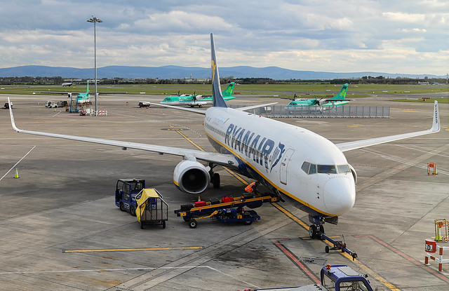 Ryanair - Boeing 737-8AS/W EI-EFC @ Dublin