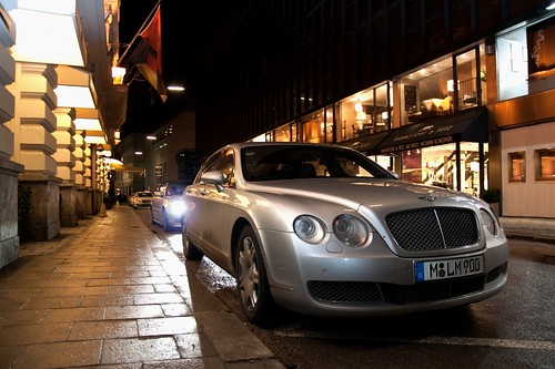 Bentley Continental Flying Spur by T-low Photography