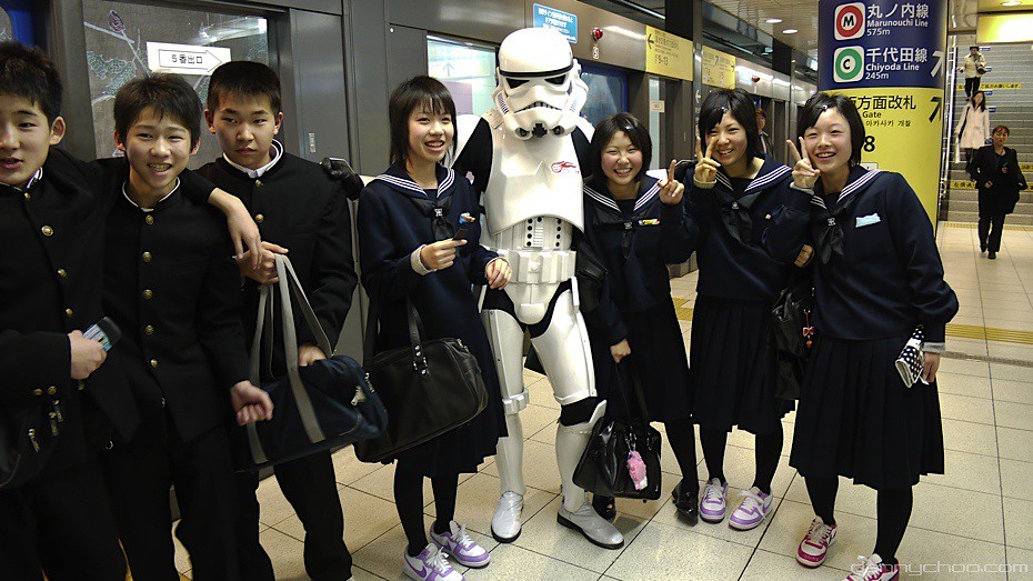 Japanese School Uniforms - One reason why I enjoy trooping i… - Flickr