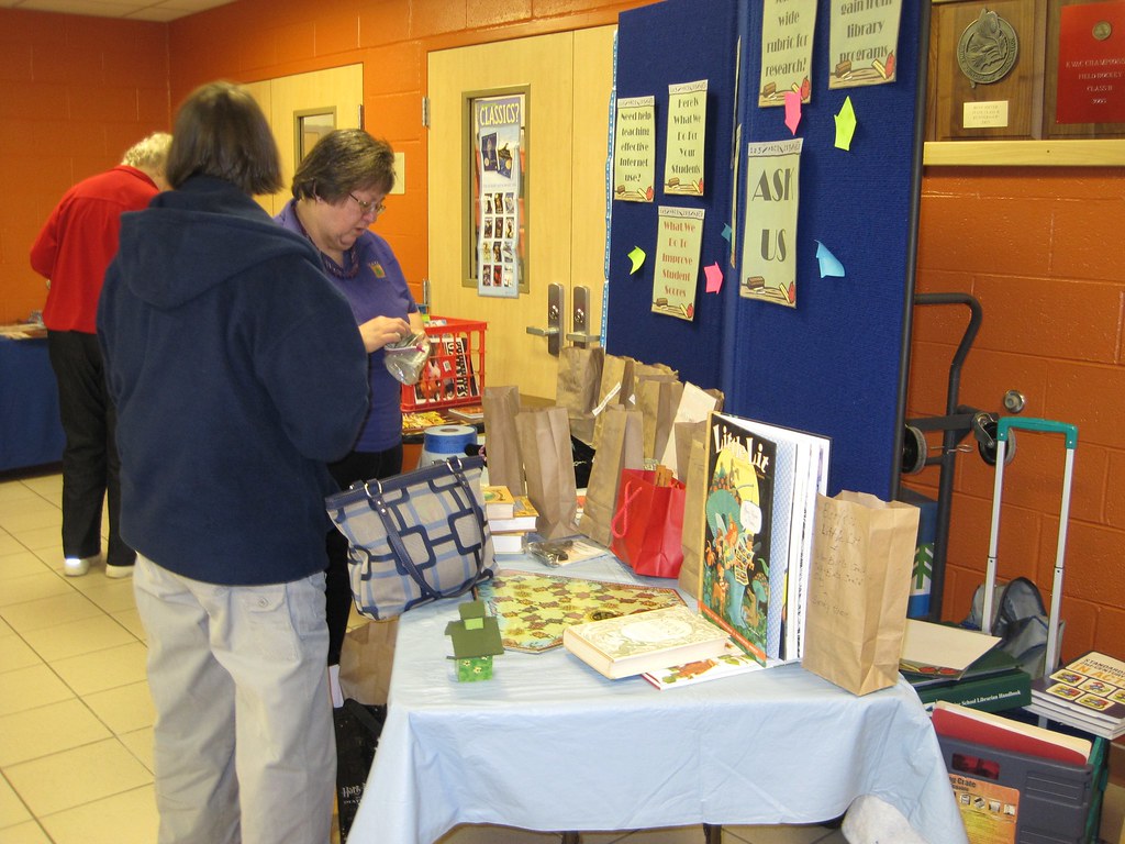 Scholarship raffle | Peg Becks | Flickr