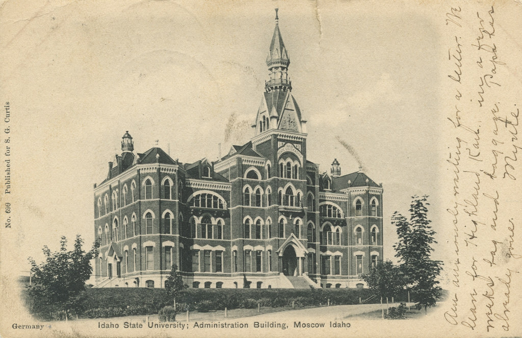 Administration Building, University of Idaho, 1905 - Moscow, Idaho