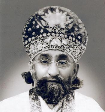 Mehboob-e-zaat, SYED AHMAD HUSSAIN AL-JILANI AL-QADIRI (1898-1961), Sarkar-e-Aali