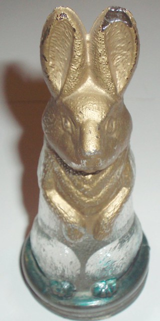 CANDY CONTAINER  SITTING RABBIT (EARLY)