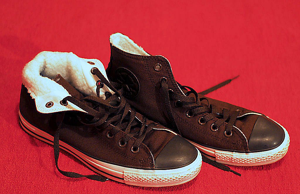 Brown Winter Converse | My latest pair. Fleece lined for the… | Flickr