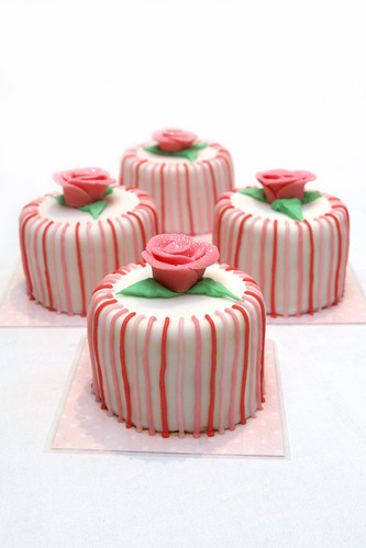 Mini Cakes | by MagpieJo's