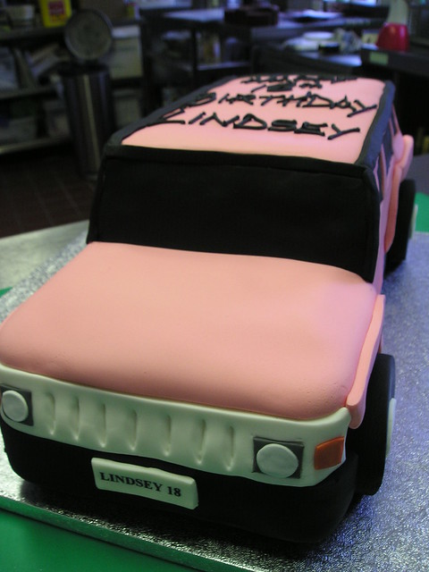 Pink Hummer cake
