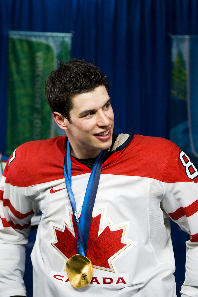 Sid the Kid wins Gold for Canada | Sidney Crosby waiting to … | Flickr