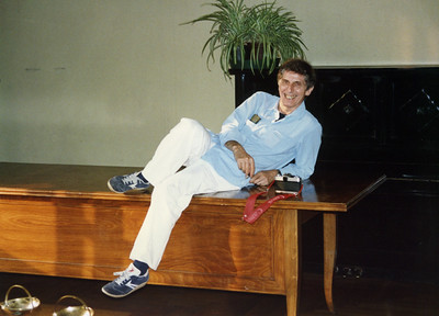 054_BFM1987_12