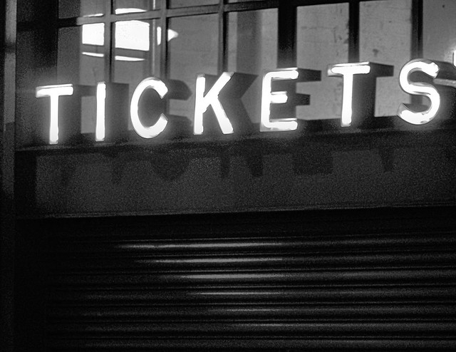 Fenway Park: Tickets Noir