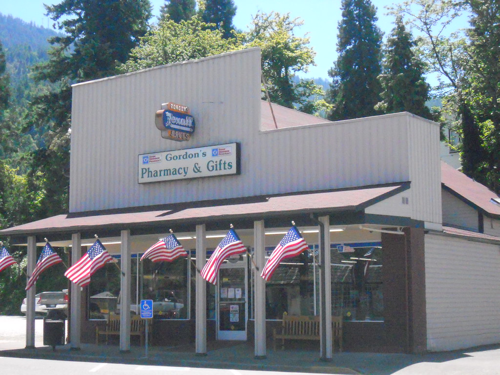 Gordon s Pharmacy Canyonville Oregon RMS Roadshow Flickr