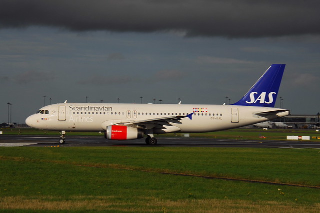OY-KAL A320 SAS