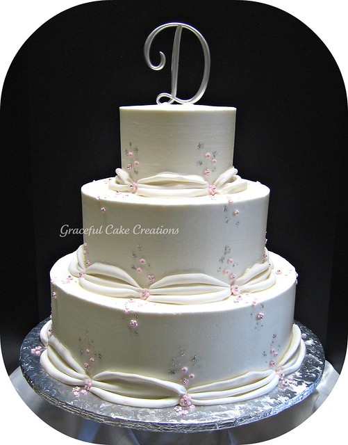 Elegant Pink and White Wedding cake
