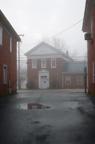 mist brick wet rain misty fog puddle virginia pavement foggy bank government revamped charlottecourthouse federalstyle charlottecounty treasurersoffice