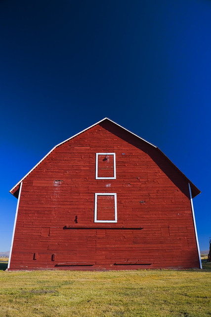 Red Barn in Olmstead Place State Park
