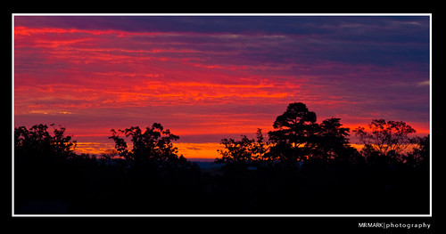red clouds sunrise georgia forsyth lakelanier lakesidneylanier cummingga