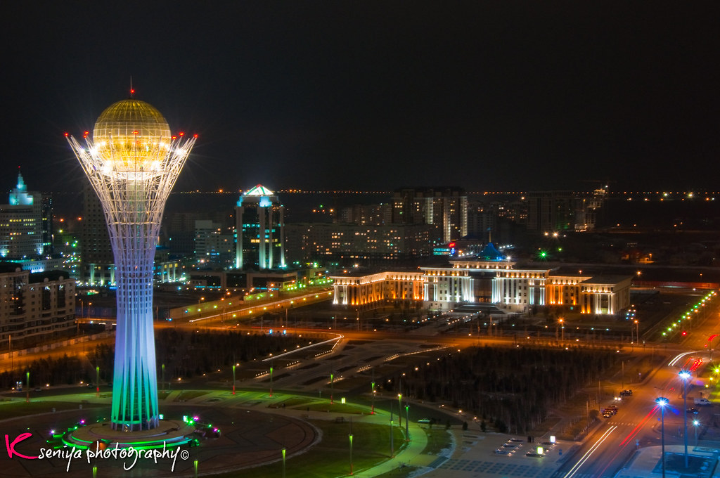 Иркутск астана. Байтерек Астана. Монумент Астана-Байтерек Казахстан. Башня в Астане. Байтерек главный символ Астаны.