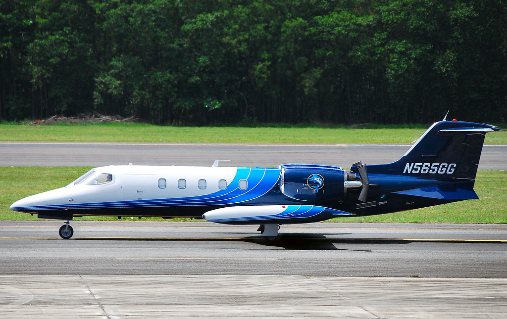 Private Gates Learjet 35A N565GG cn 35-501