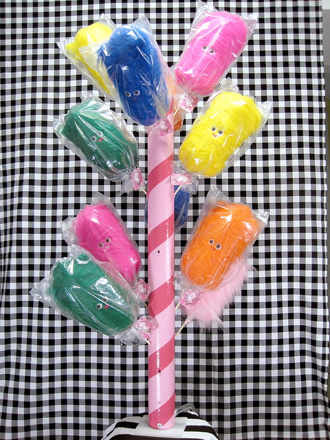custom coloured cotton candies