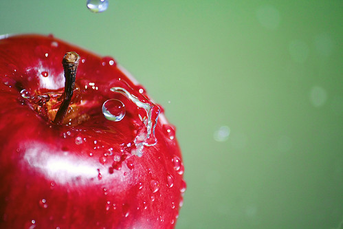 red apple water stem waterdrop bokeh drop core highspeed project365 580exii platinumheartaward