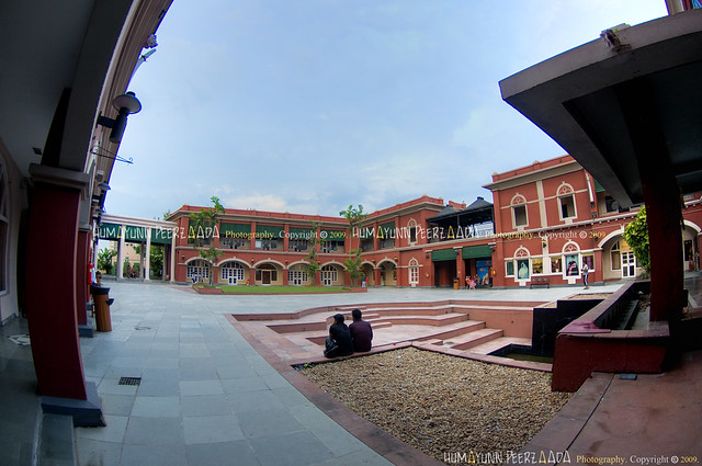 Swabhumi - The Heritage Plaza, Maulana Abul Kalam Azad Sarani, E.M. Bypass, Kolkata - India