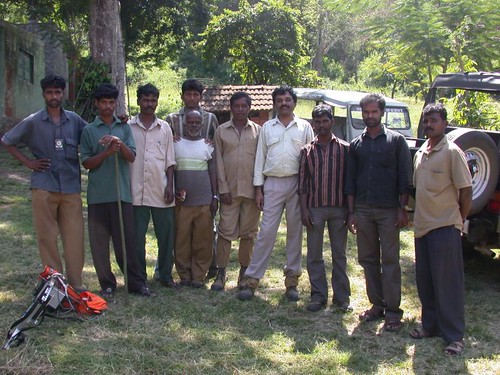 Tue, 03/16/2010 - 13:18 - Suresh and the team or trackers from Mudumalai.
Credit: Geoffrey Parker