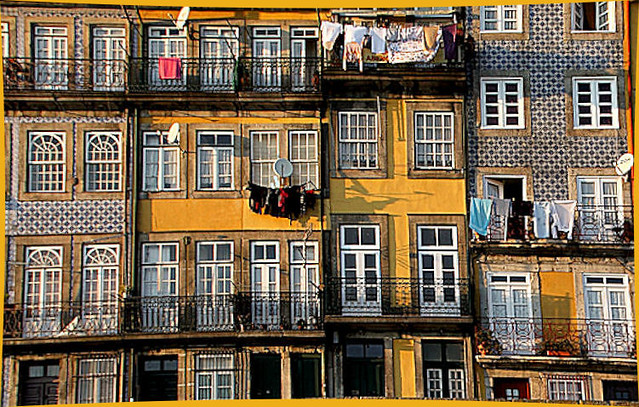 Porto - Ribeira - fachadas (Detalhe)