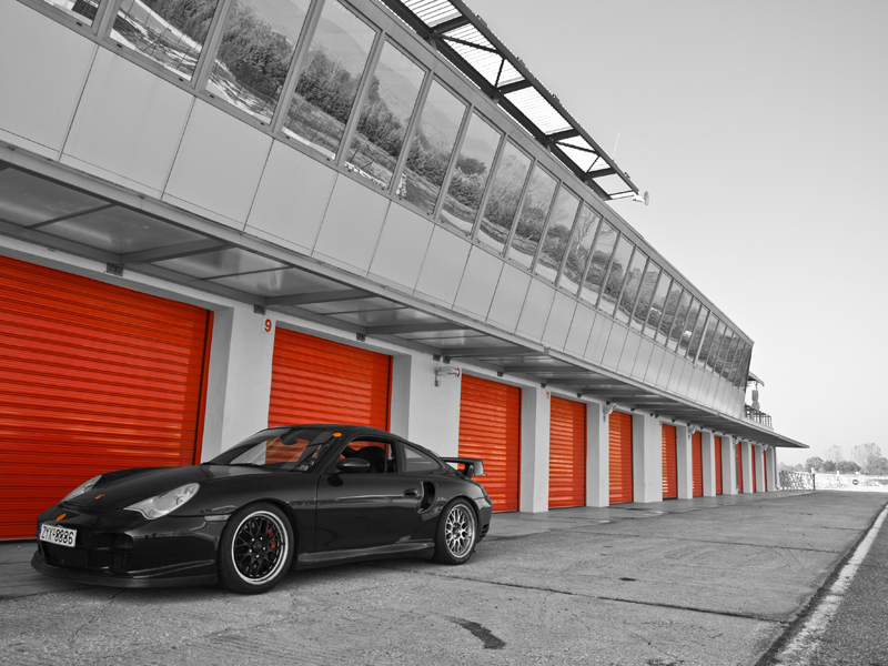 Porsche Carrera at Serres Racing Circuit