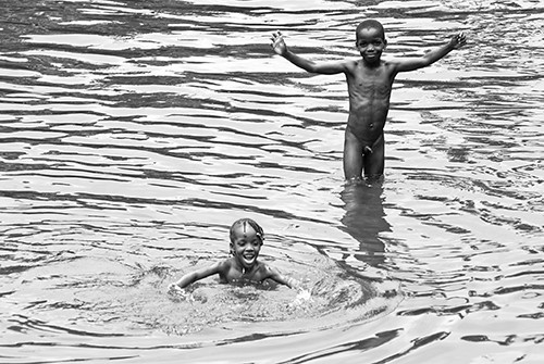STP-Micolo-0910-58-v1 | Sao Tome, Micolo, african children 