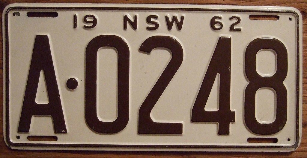 Aust R Number Label AUSTRALIA, NEW SOUTH WALES 1962 ---DEALER PLATE | Brown on w… | Flickr