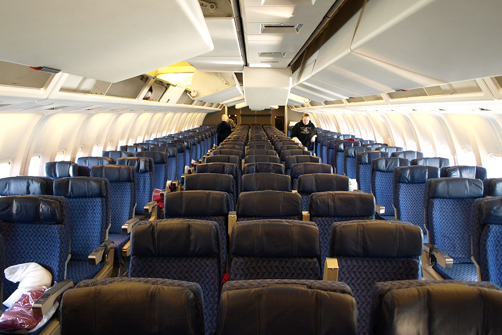 Arkefly Boeing 767-383 ph-ahq interior | random user | Flickr