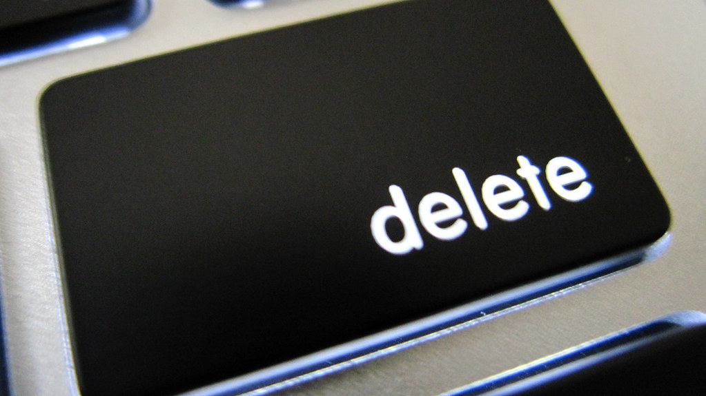 Macbook Pro Delete Key Macbook Delete Key | It's just a button. | fionaaaa. | Flickr
