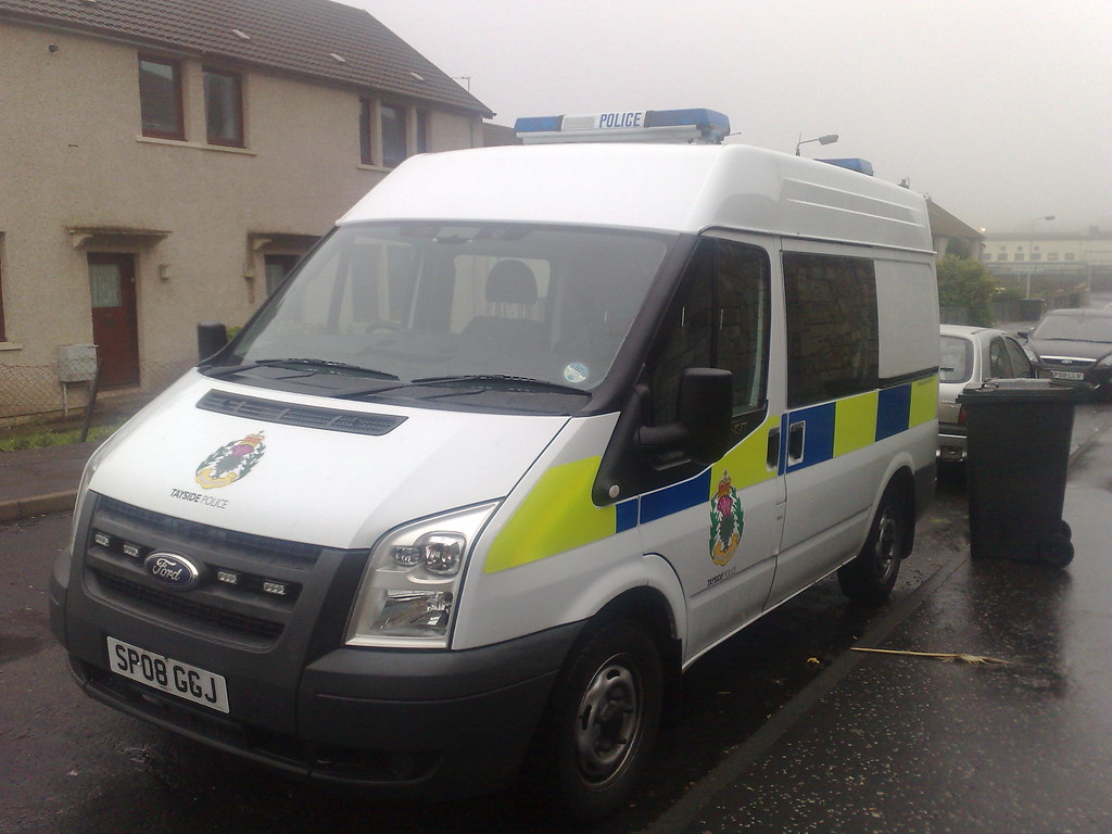 Kinross (tayside )Police van in fife