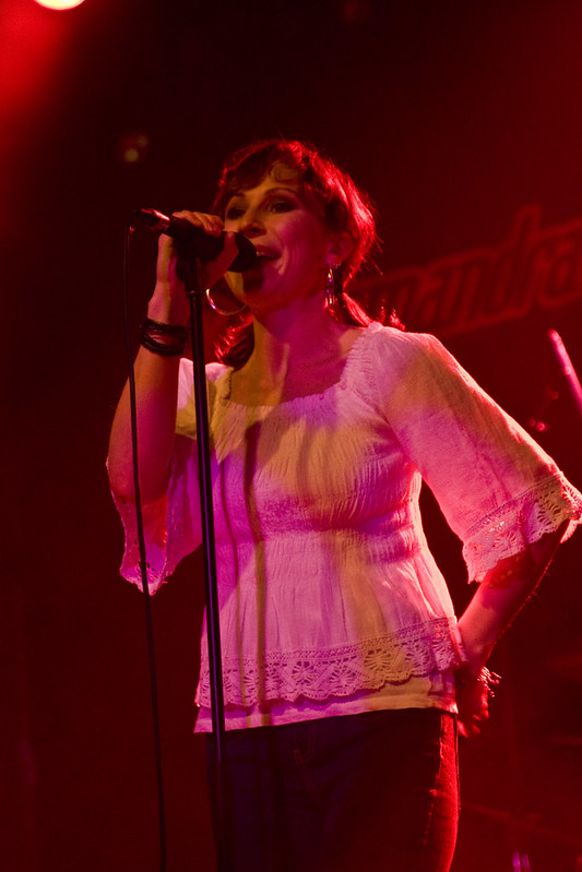 Concierto de The Gathering en Barcelona, Salamandra