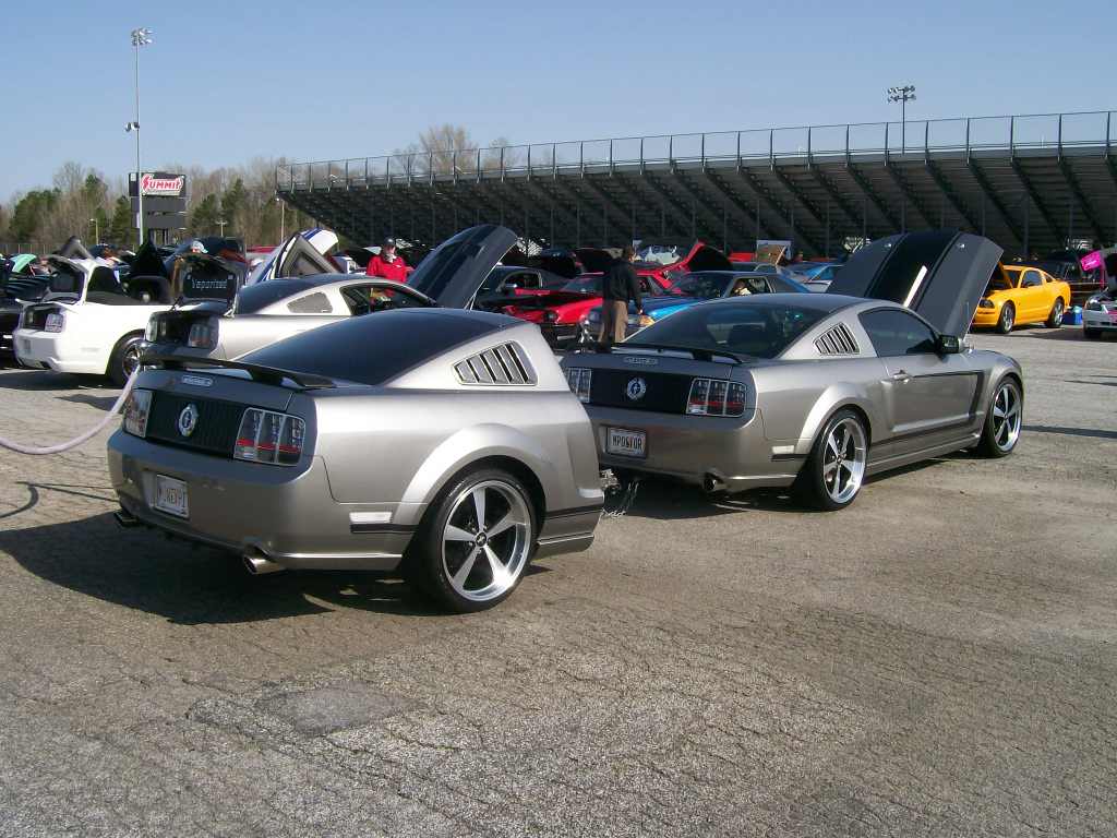 FORD MUSTANG WITH MATCHING TRAILER