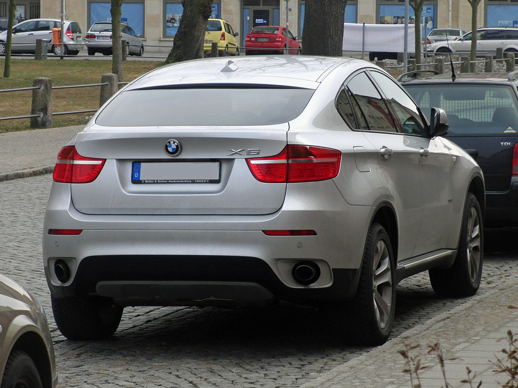 BMW X6 - Heck, Folgt meinem Auto-Blog: fahrzeugfotos.wordpr…